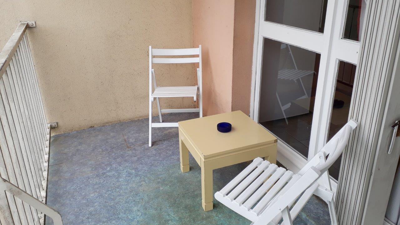 Le balcon